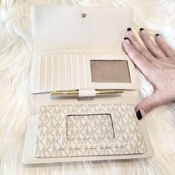 Michael Kors Jet Set White Digital Pin Dot MK Trifold Checkbook Wallet/Pen NWOT - Picture 5 of 15